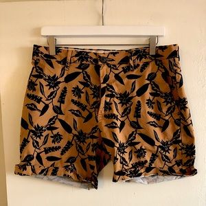 Set of 4 assorted mens summer shorts med 32-34